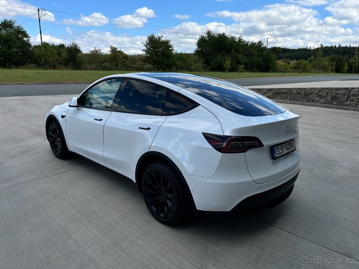 2022 Tesla MODEL Y - 4