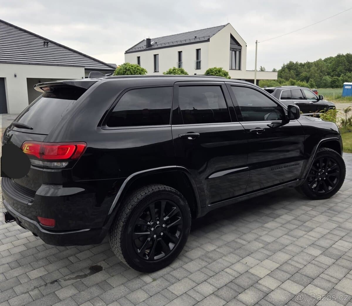 2020 Jeep CHEROKEE - 4