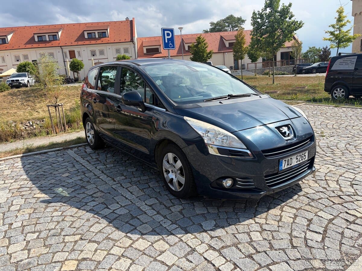 2012 Peugeot 5008 - 4