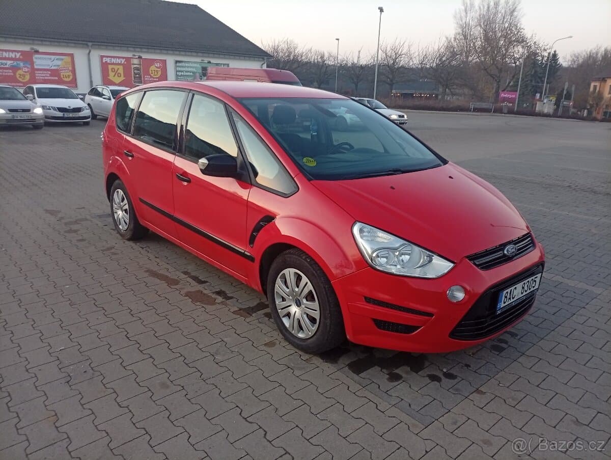 2013 Ford S-MAX - 4