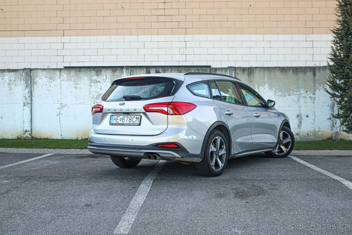 2020 Ford FOCUS - 4