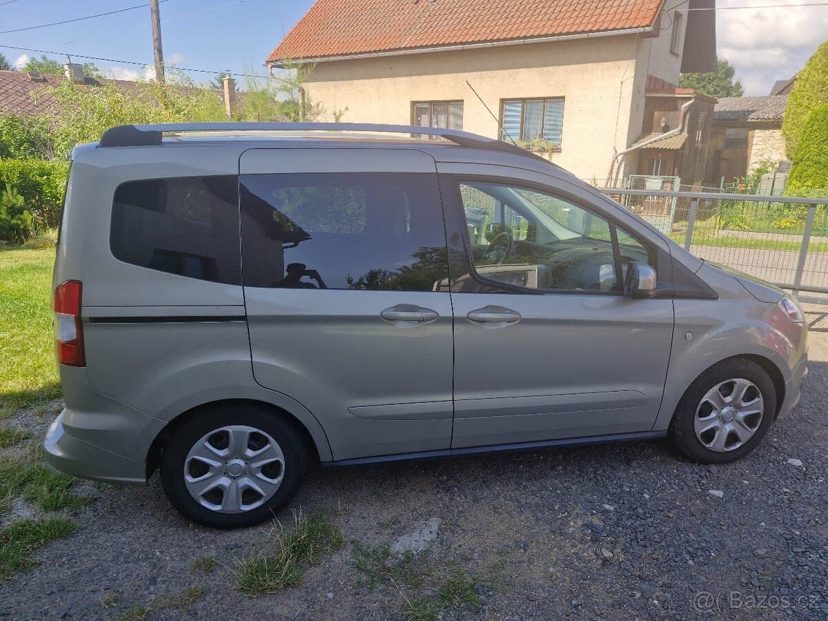 2014 Ford TOURNEO - 4