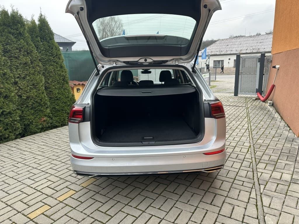 2021 Volkswagen GOLF - 4