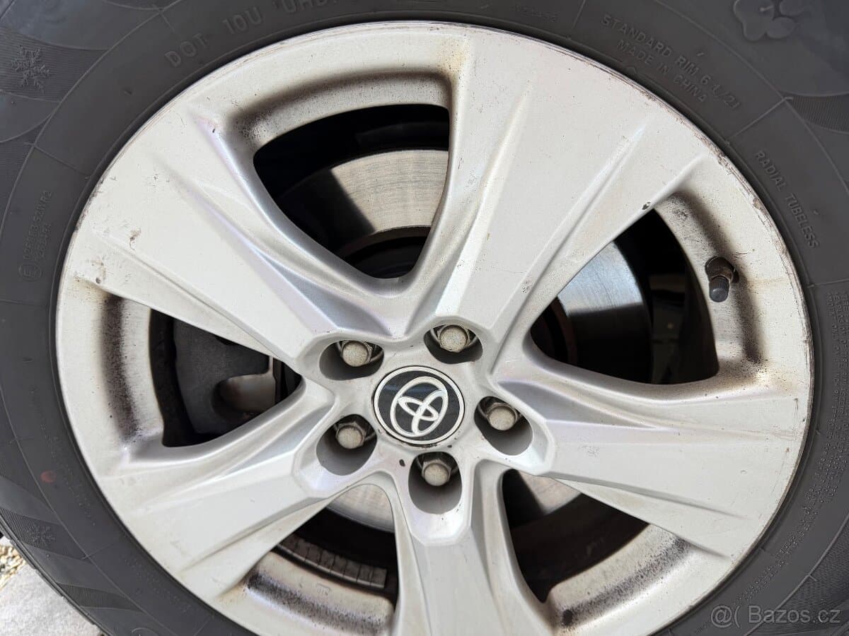 2019 Toyota RAV4 - 4