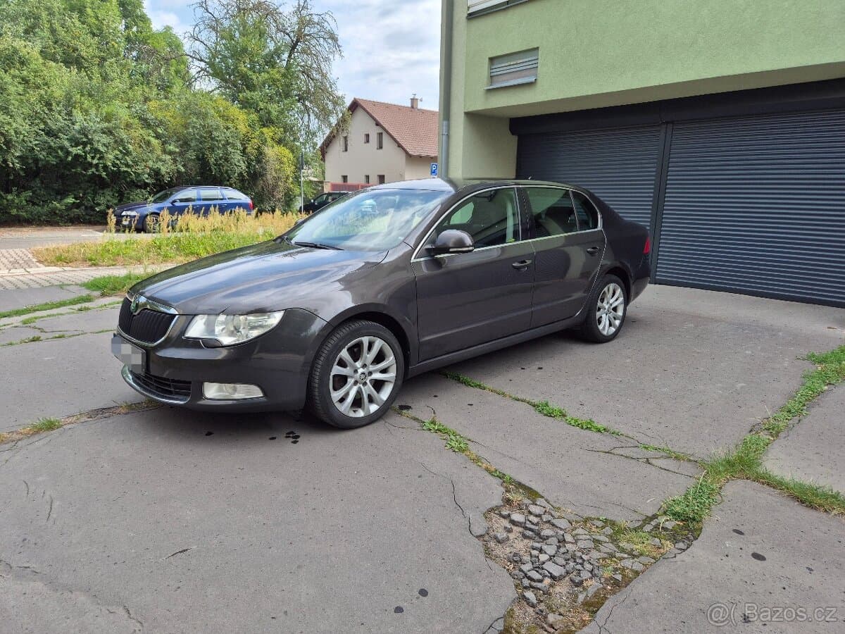 2009 Škoda SUPERB - 4