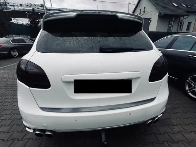 2013 Porsche CAYENNE - 4