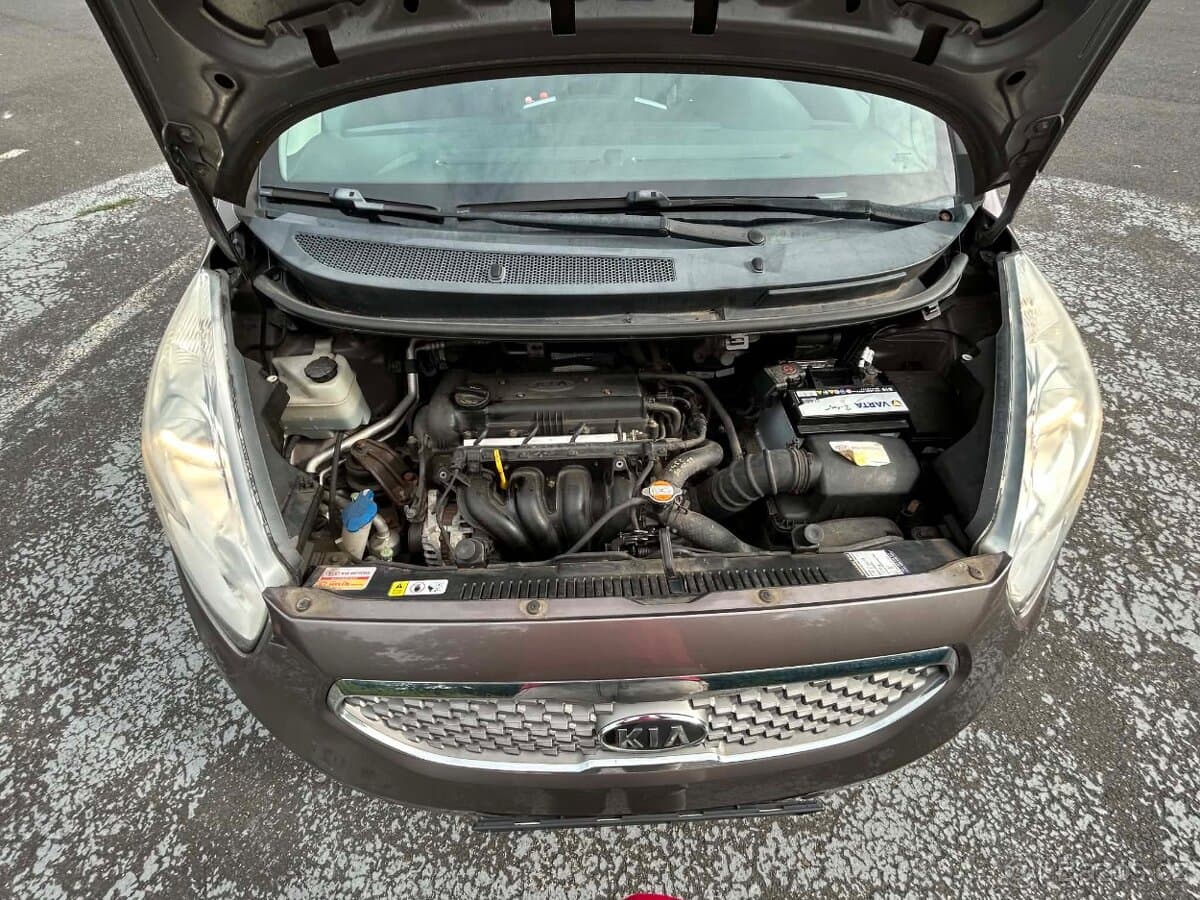 2011 Kia VENGA - 4