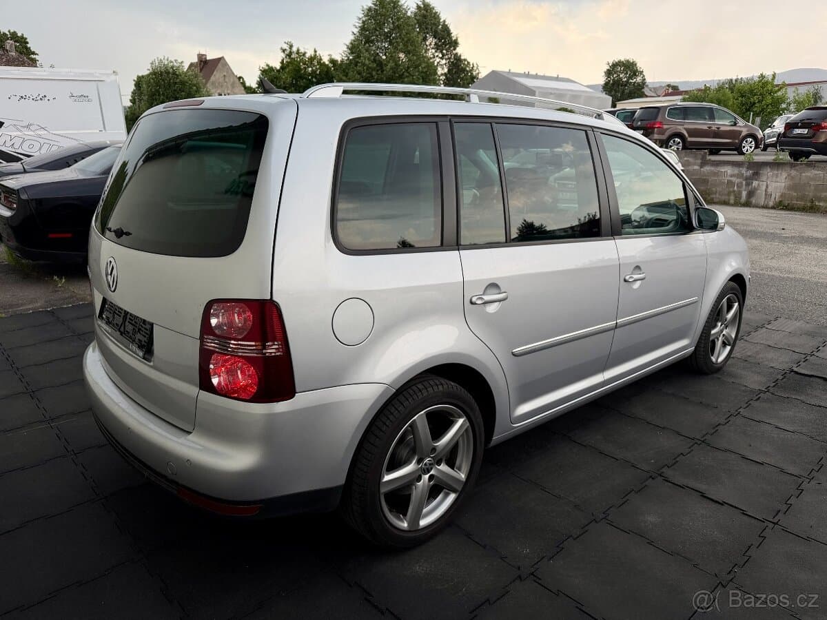 2006 Volkswagen TOURAN - 4