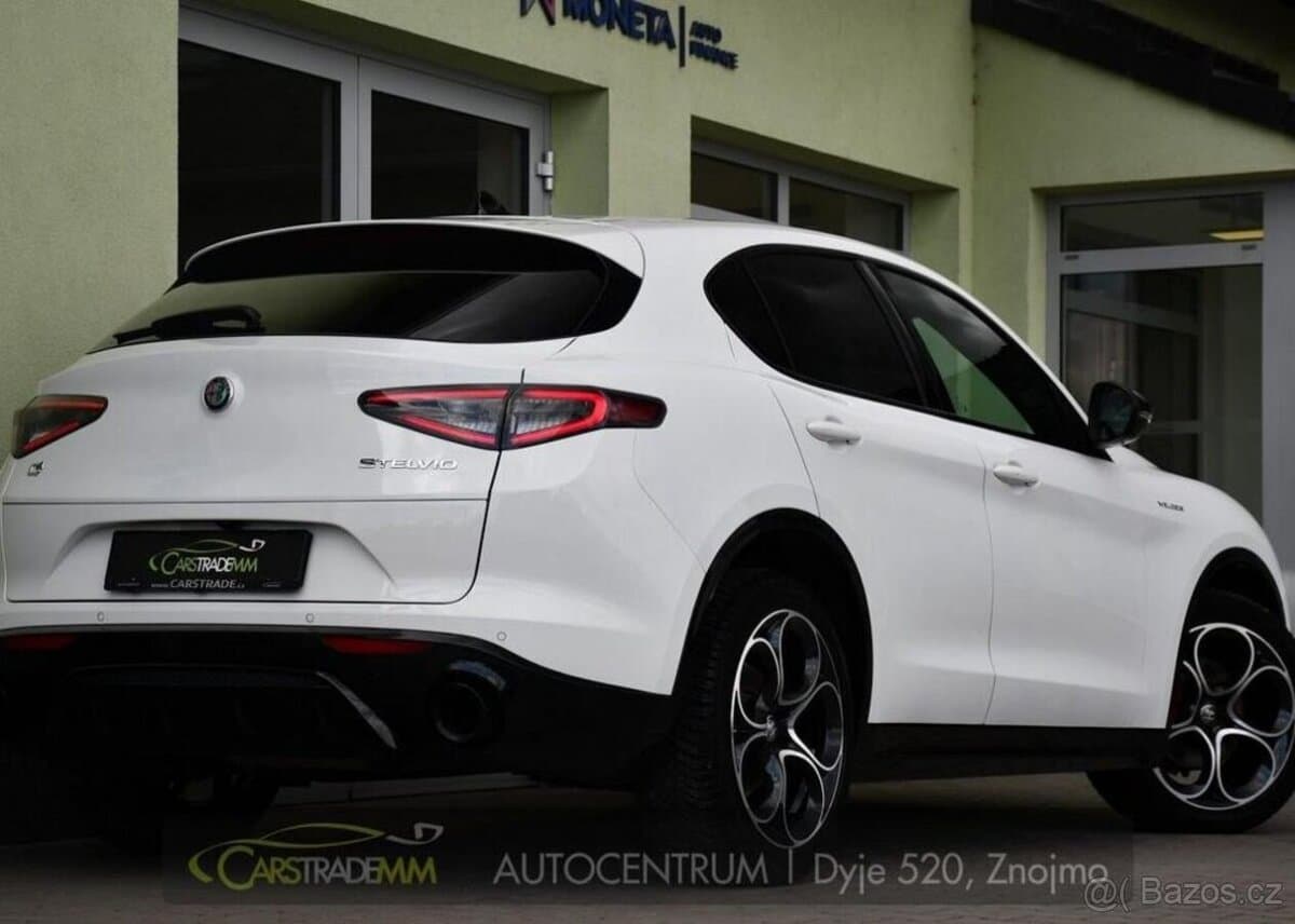 2024 Alfa Romeo STELVIO - 4