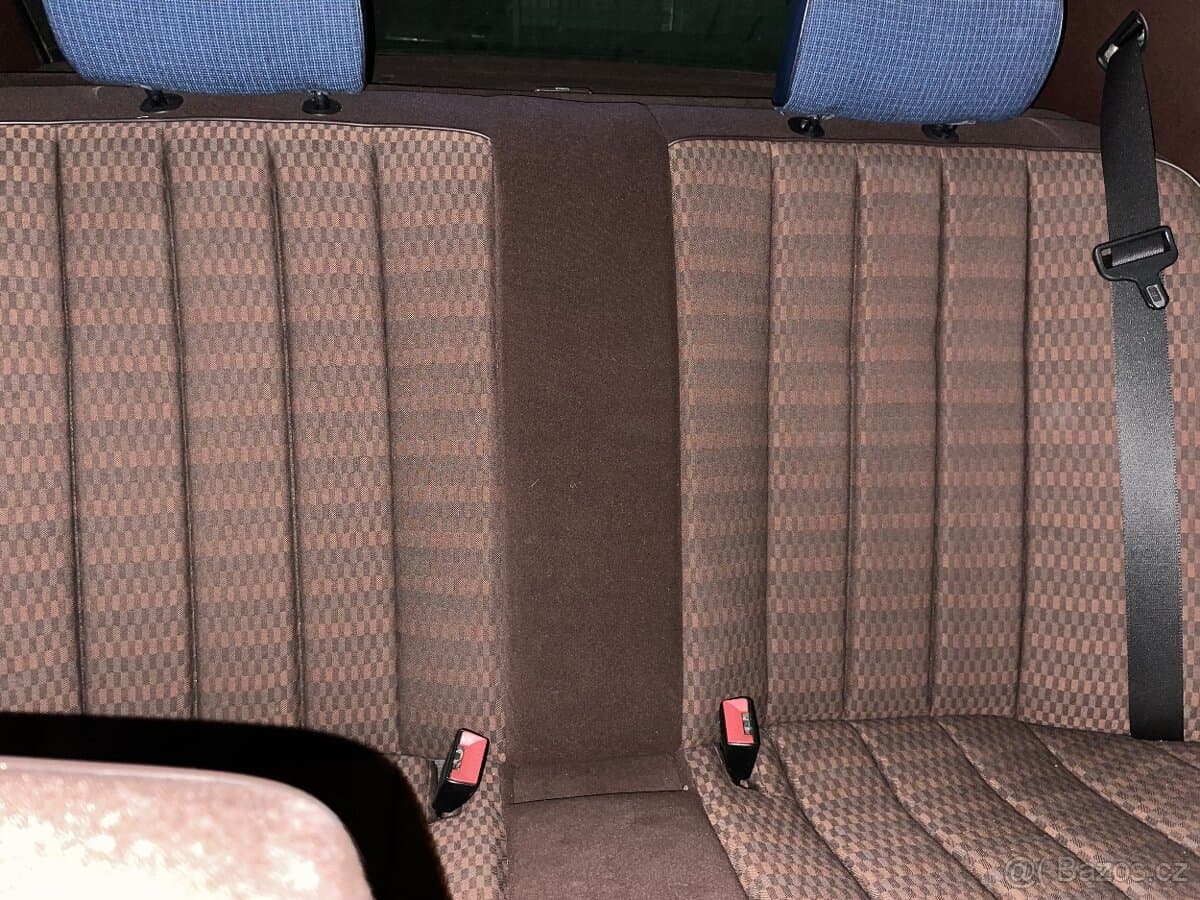 1992 Mercedes-Benz 190 - 4