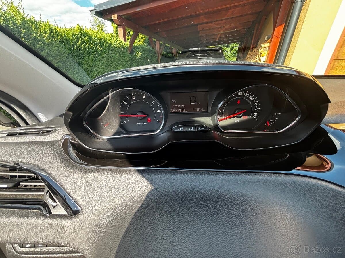 2014 Peugeot 208 - 4