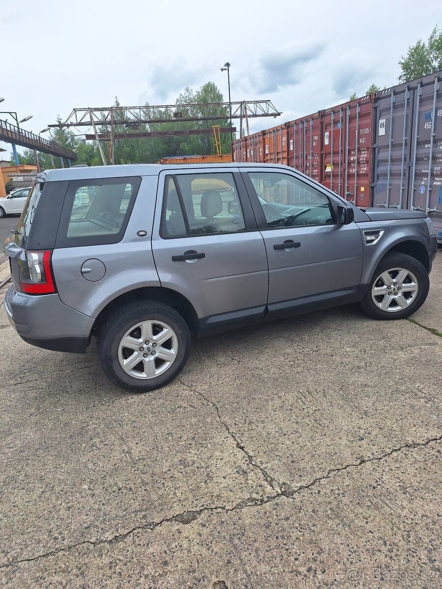 Land Rover FREELANDER - 4