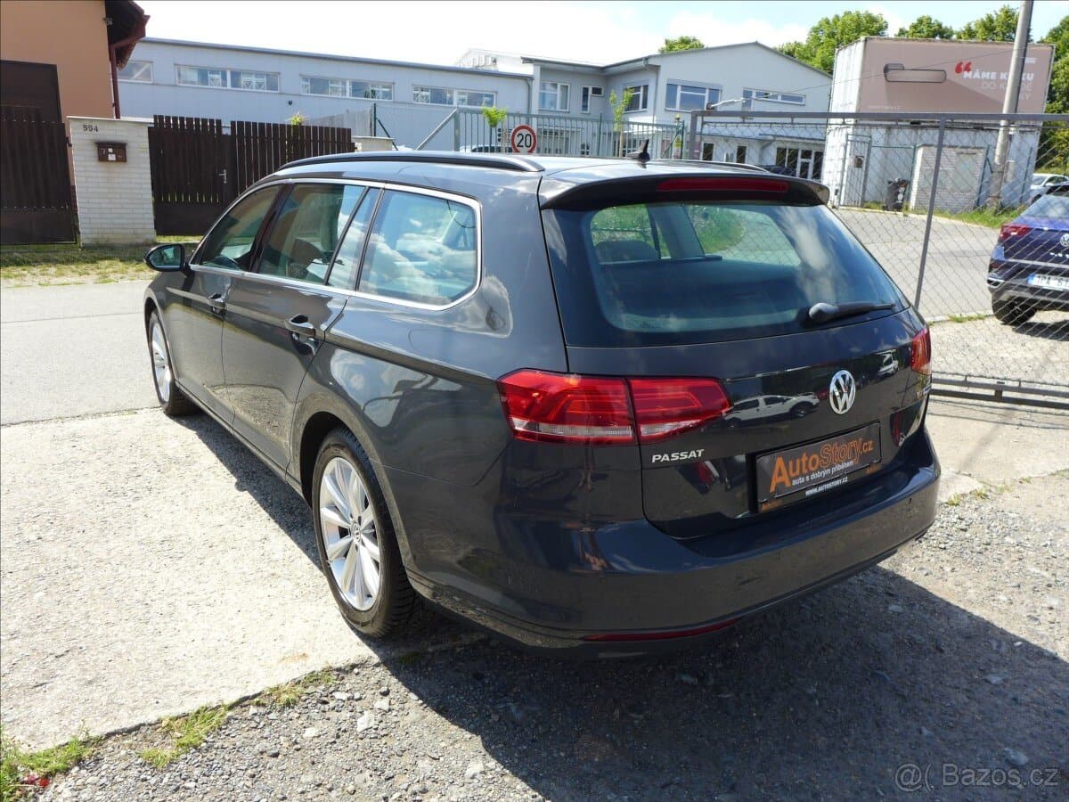 2015 Volkswagen PASSAT - 4