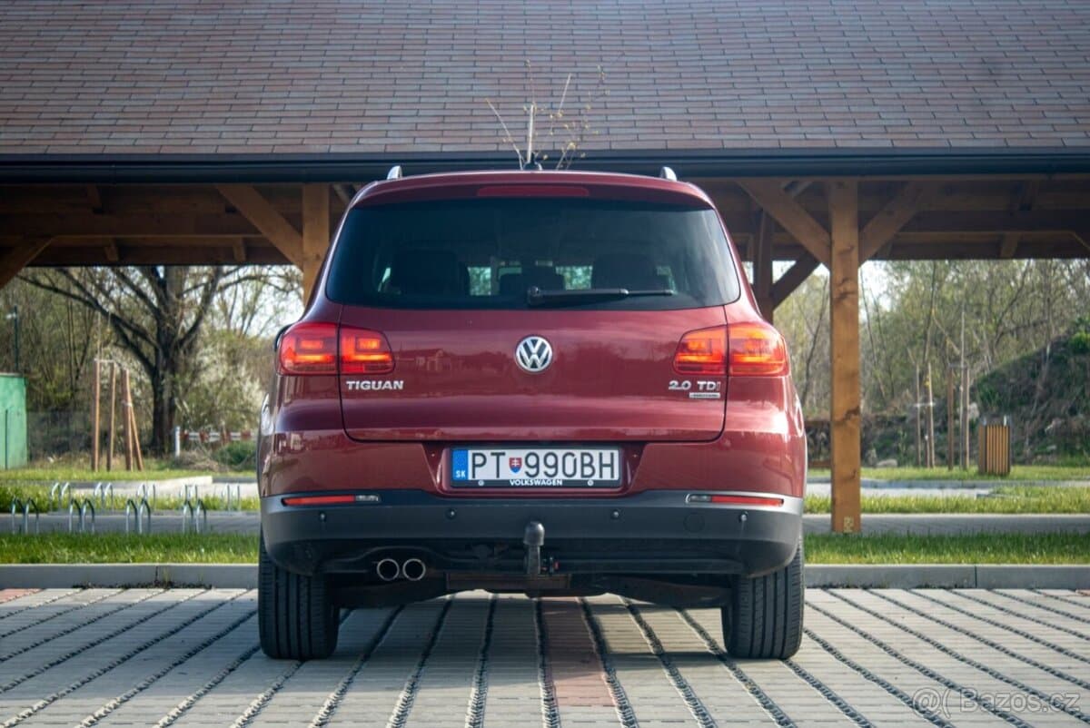 2012 Volkswagen TIGUAN - 4