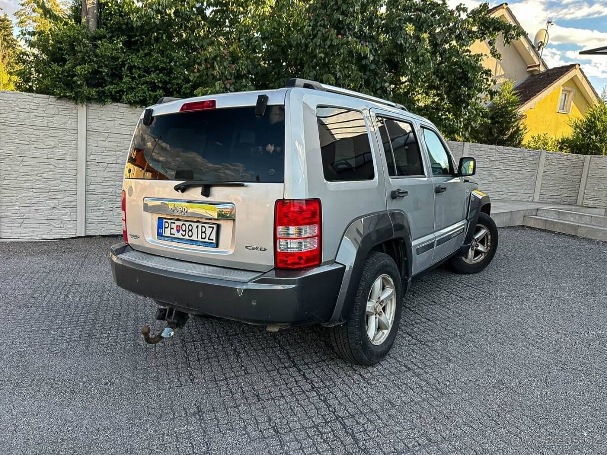 2008 Jeep CHEROKEE - 4