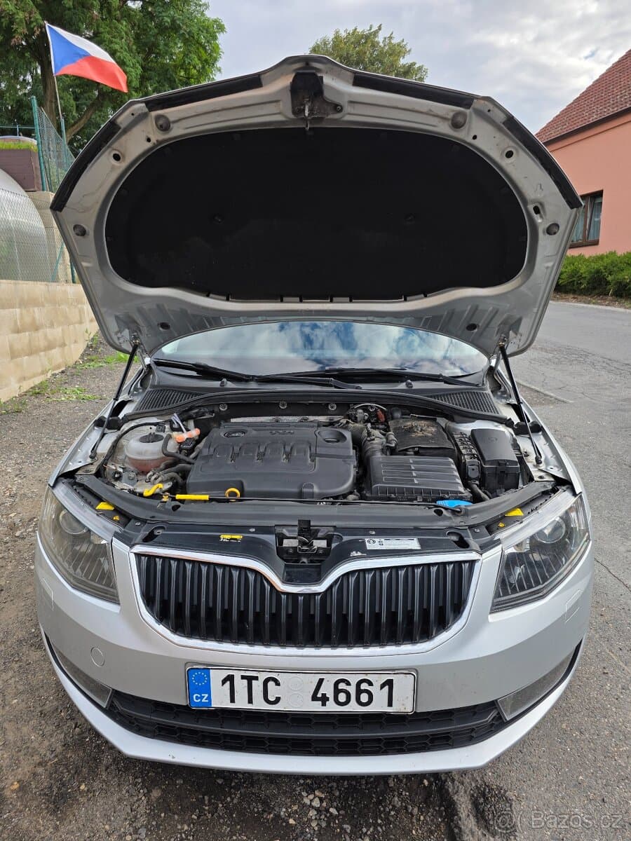Škoda OCTAVIA - 4