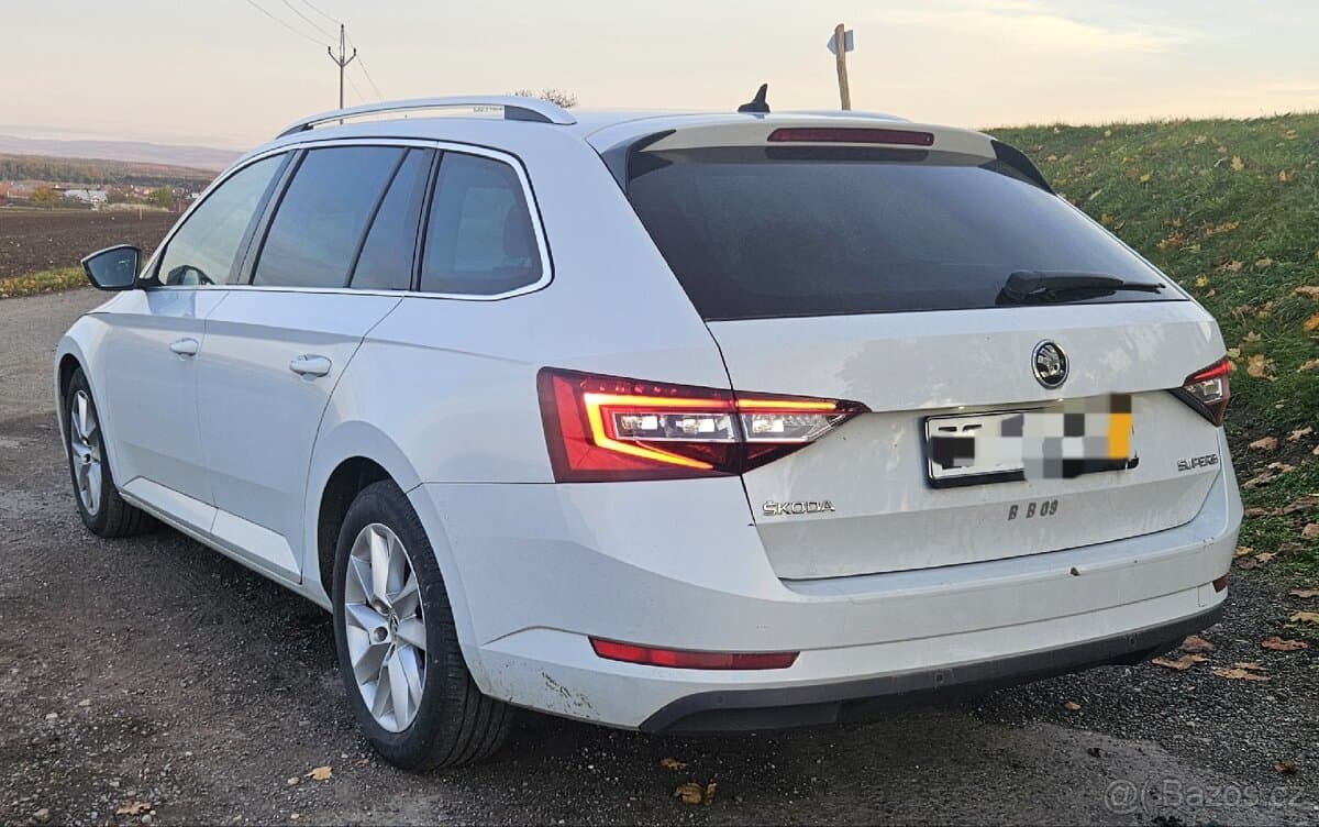 2018 Škoda SUPERB - 4