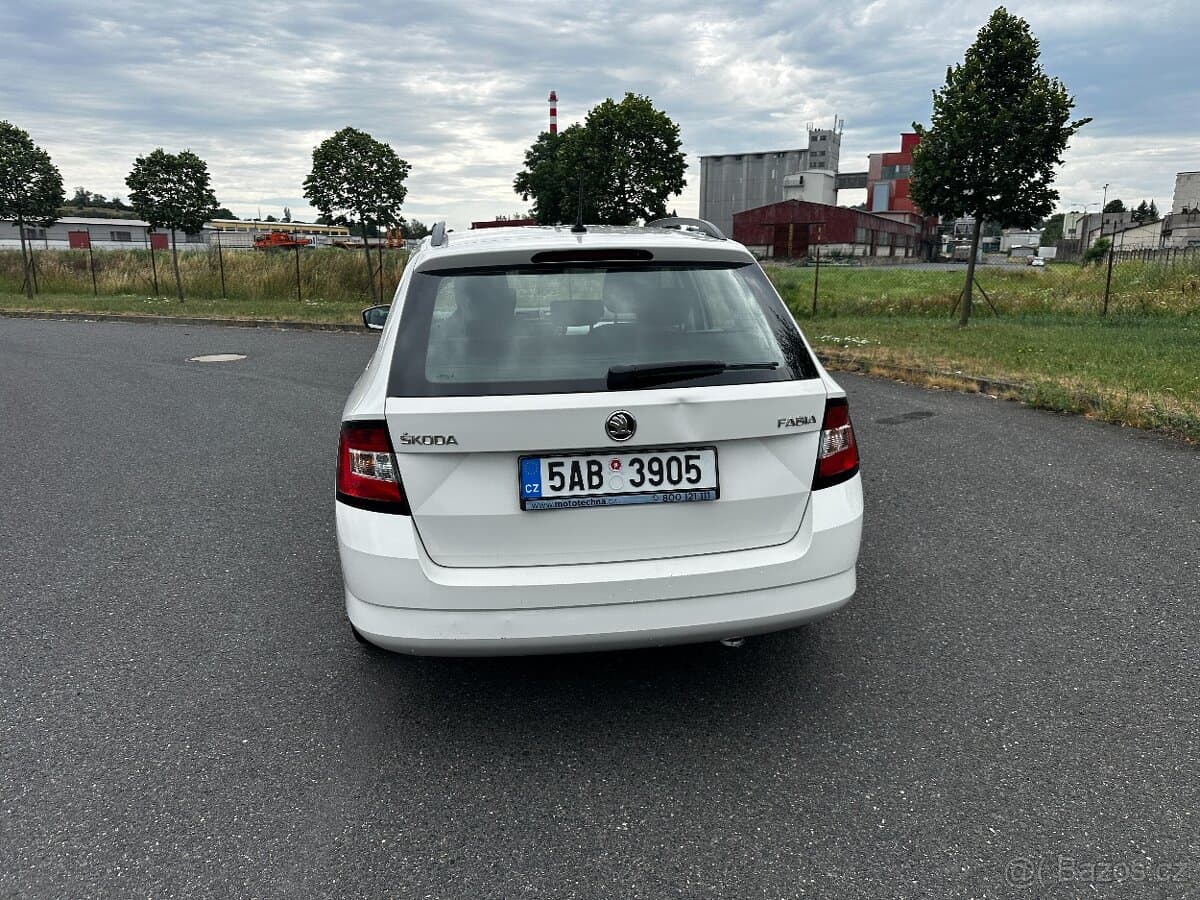 2015 Škoda FABIA - 4