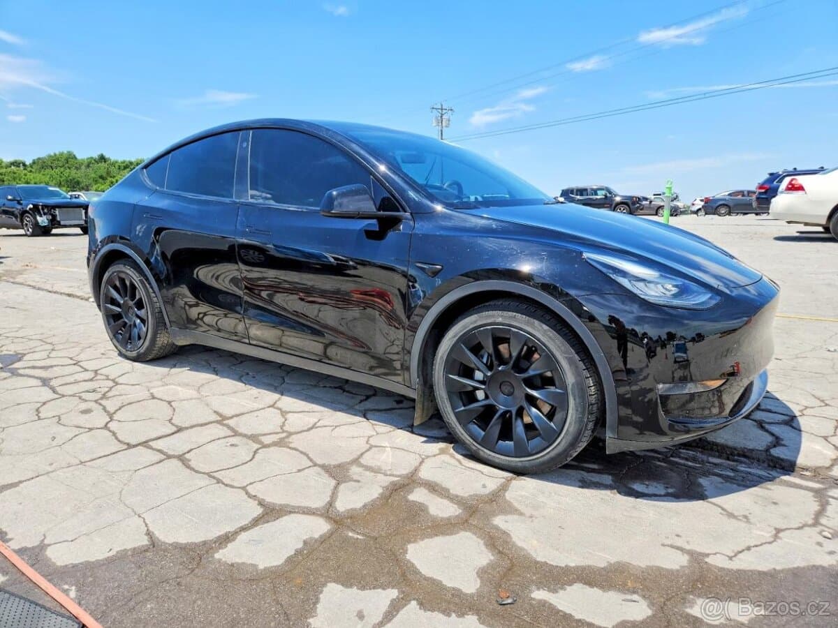 2021 Tesla MODEL Y - 4