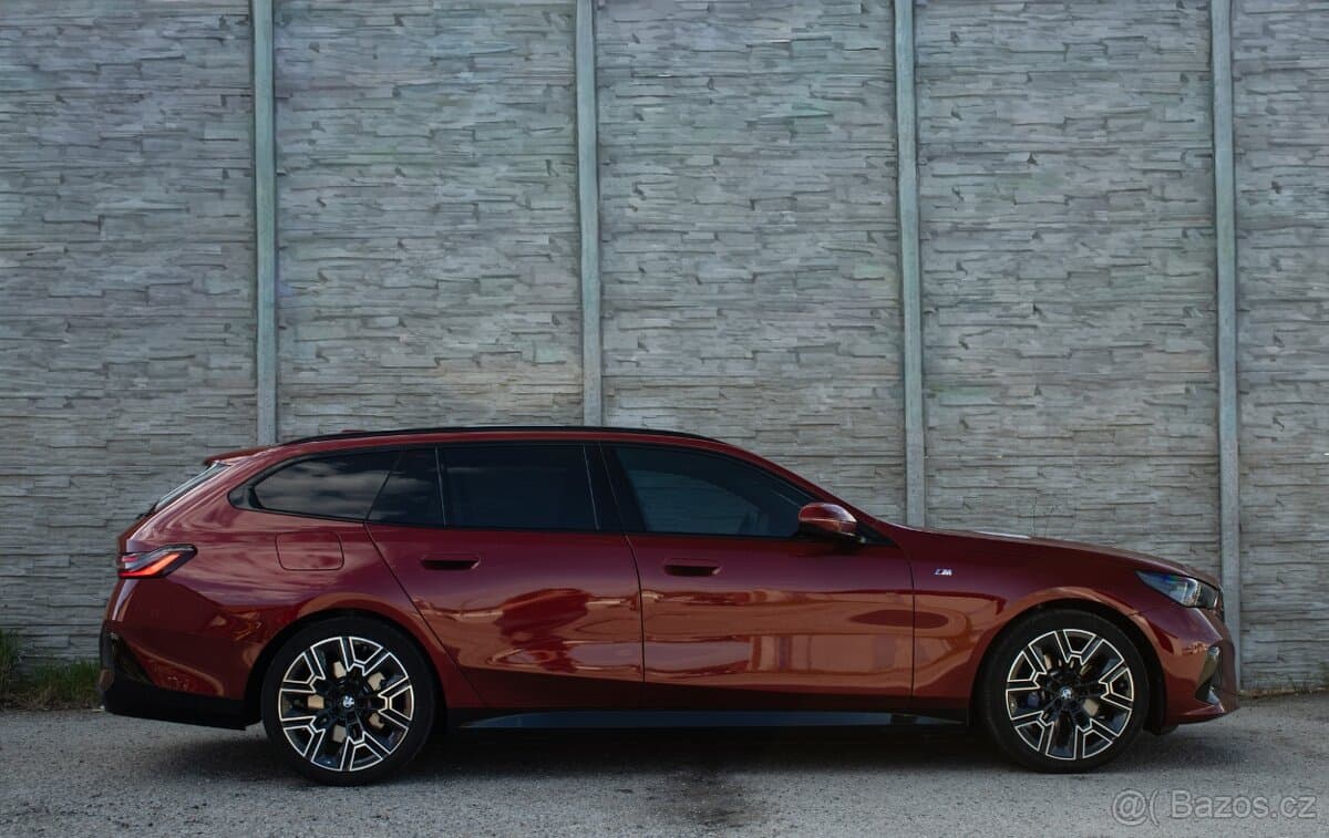 2024 BMW 5-SERIES - 4