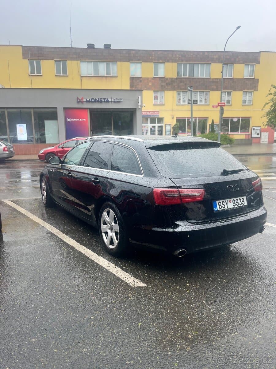 Audi A6 - 4
