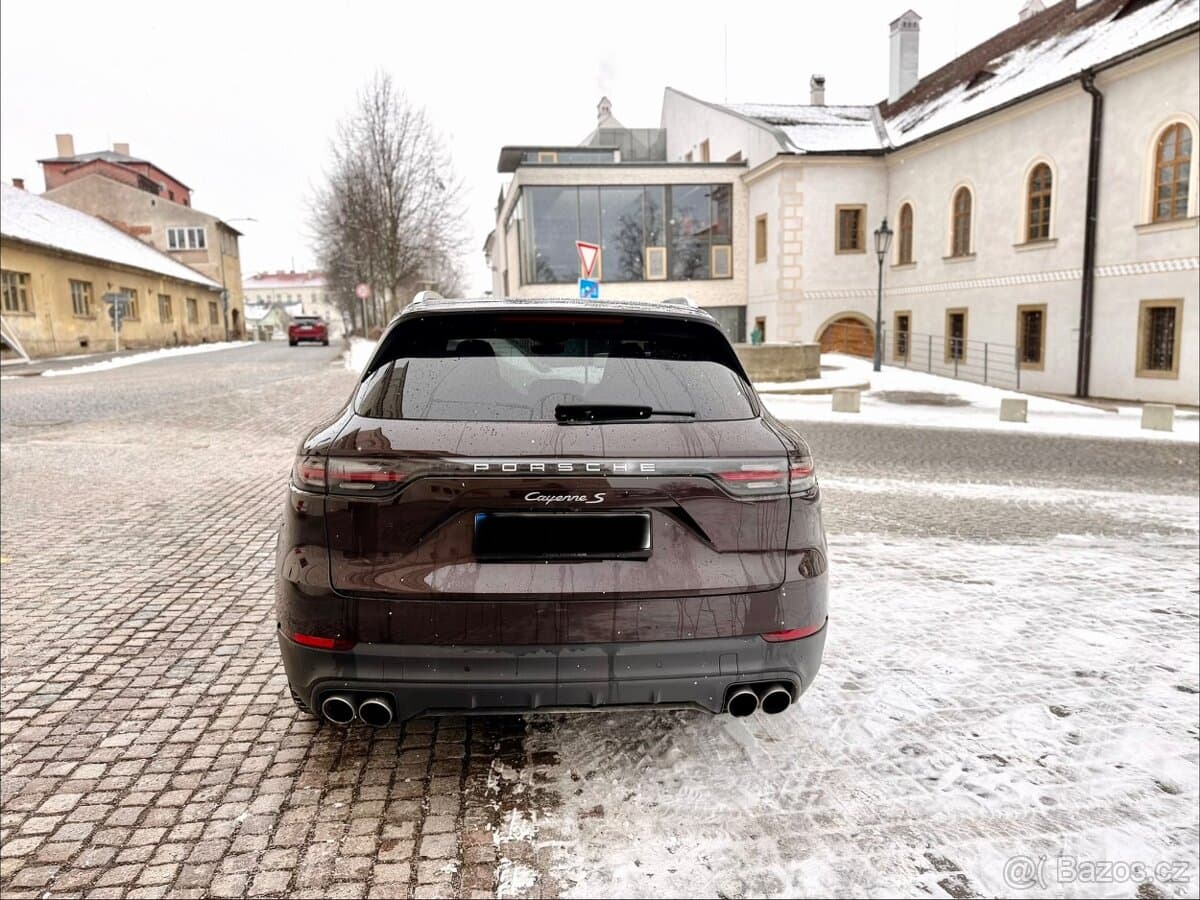 2018 Porsche CAYENNE - 4