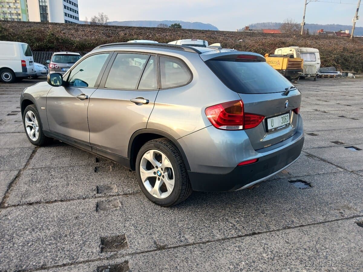 2011 BMW X1 - 4