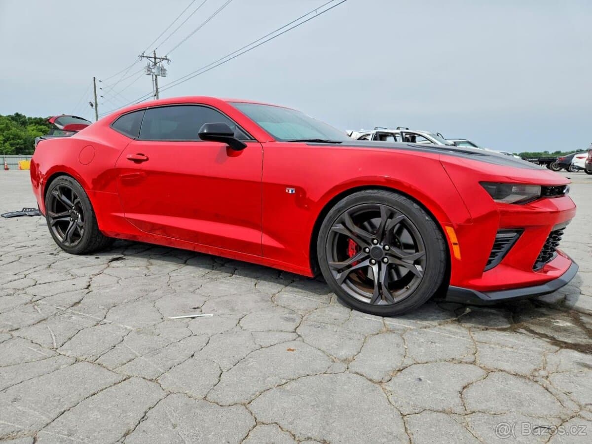2018 Chevrolet CAMARO - 4