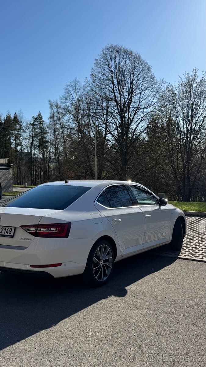 2017 Škoda SUPERB - 4