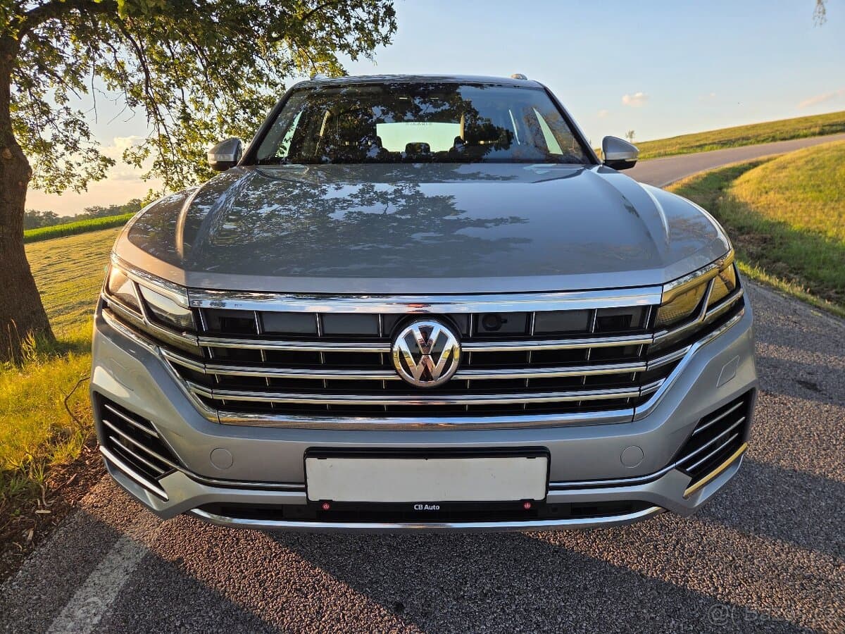 2018 Volkswagen TOUAREG - 4