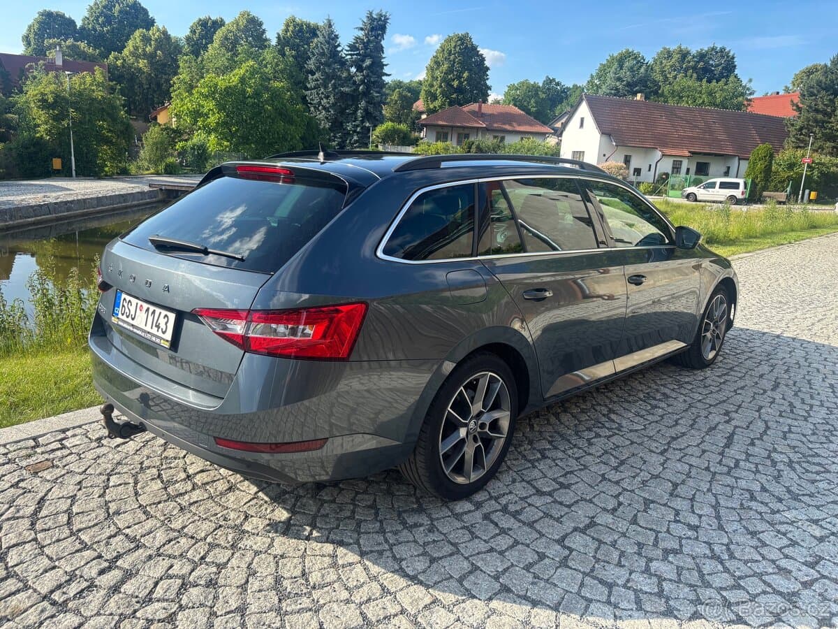 2023 Škoda SUPERB - 4