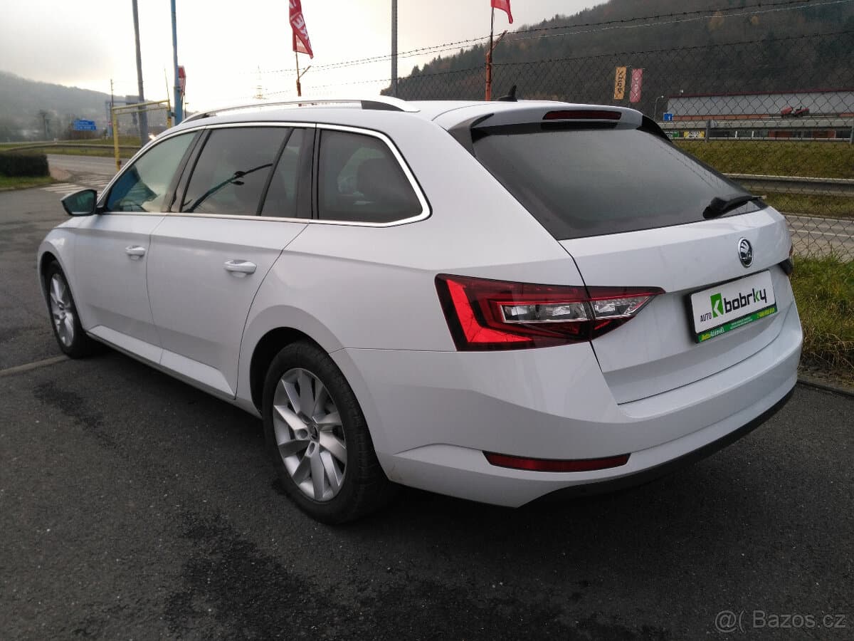 2019 Škoda SUPERB - 4