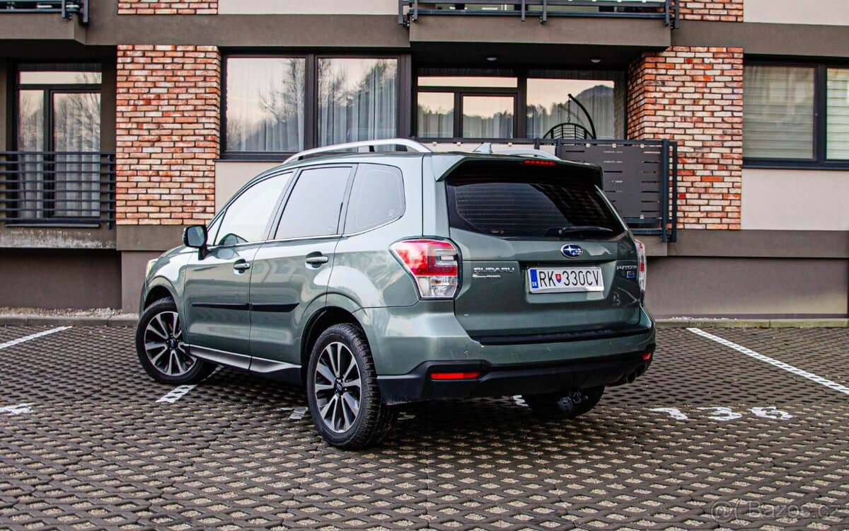 2017 Subaru FORESTER - 4