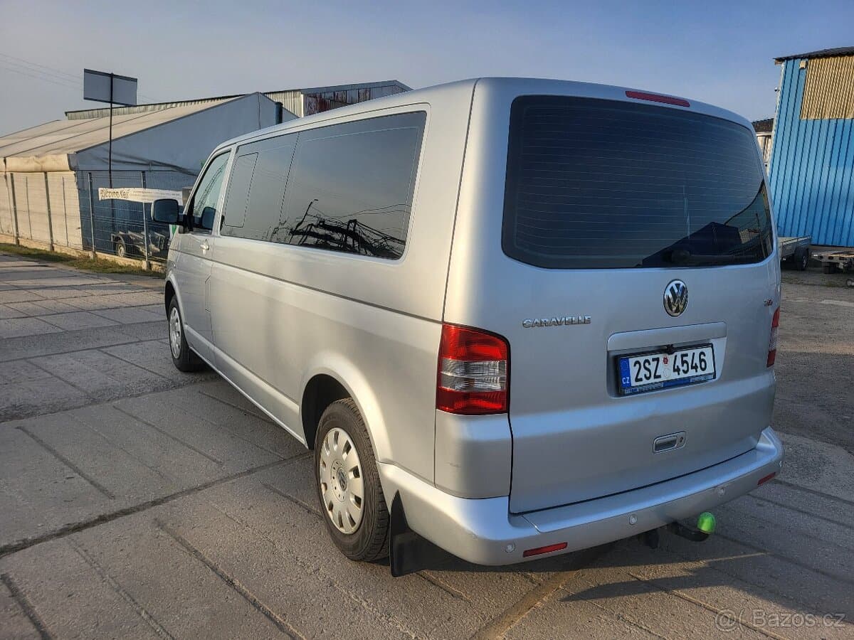 Volkswagen CARAVELLE - 4