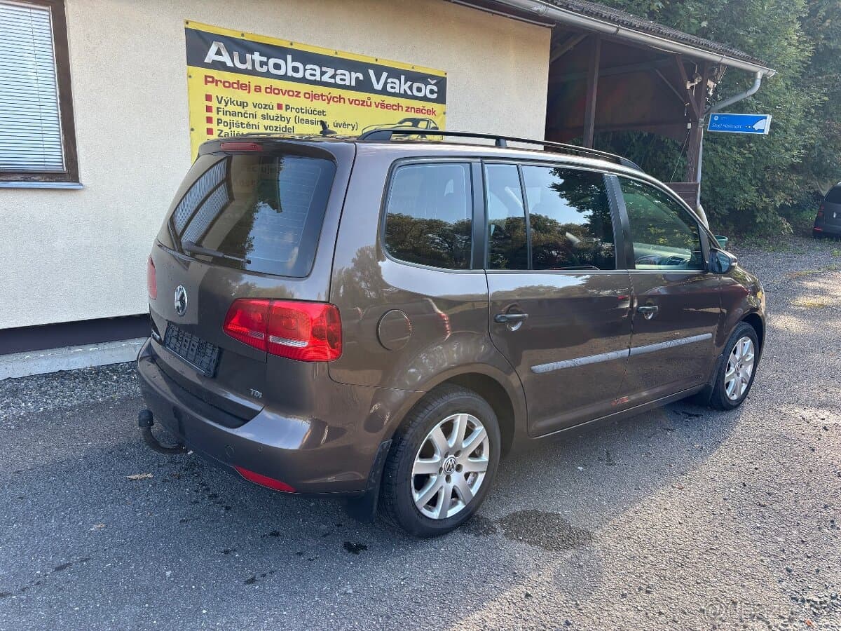 2011 Volkswagen TOURAN - 4