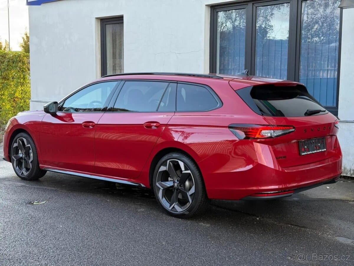 2025 Škoda SUPERB - 4