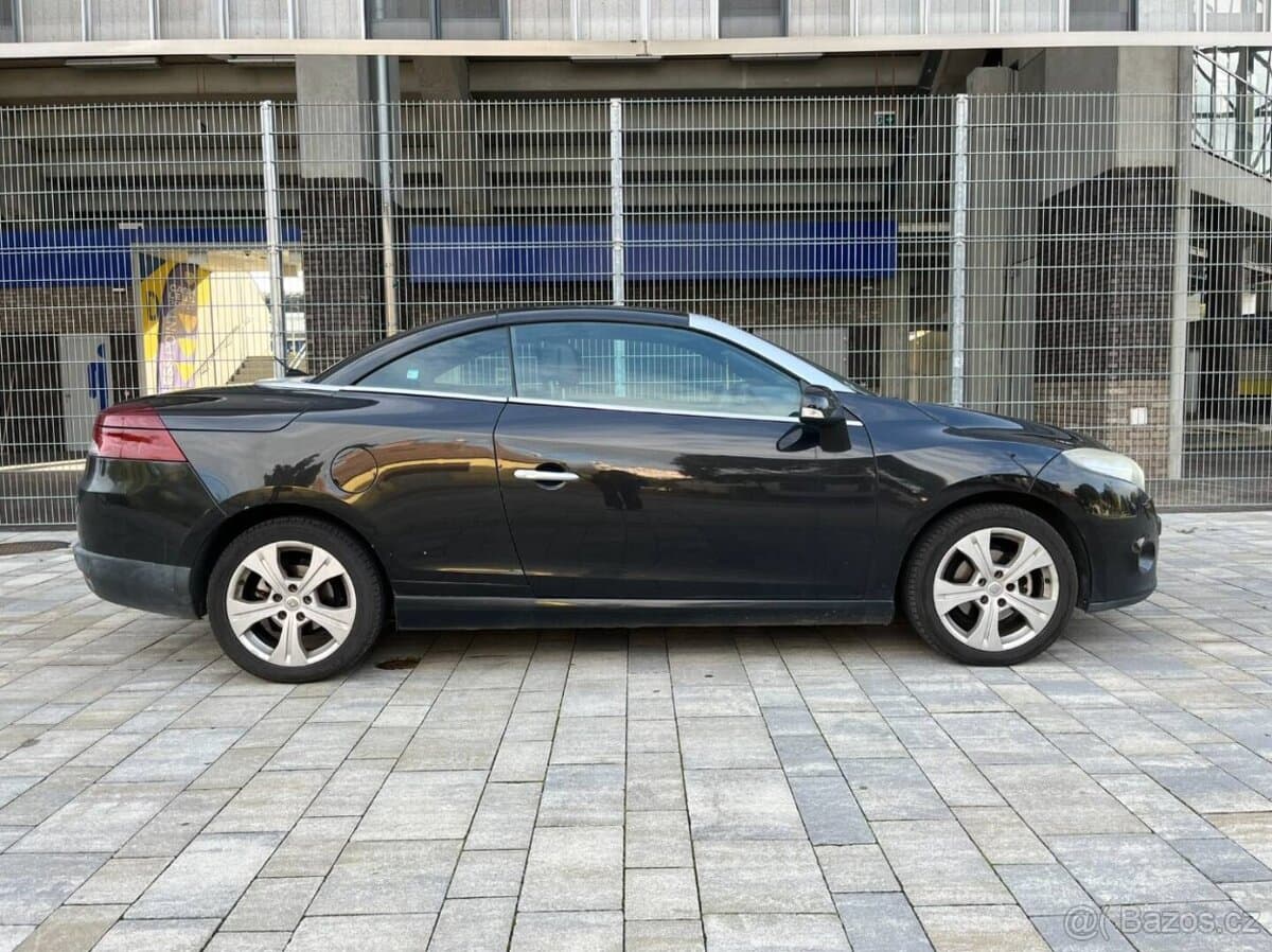 2010 Renault MEGANE - 4
