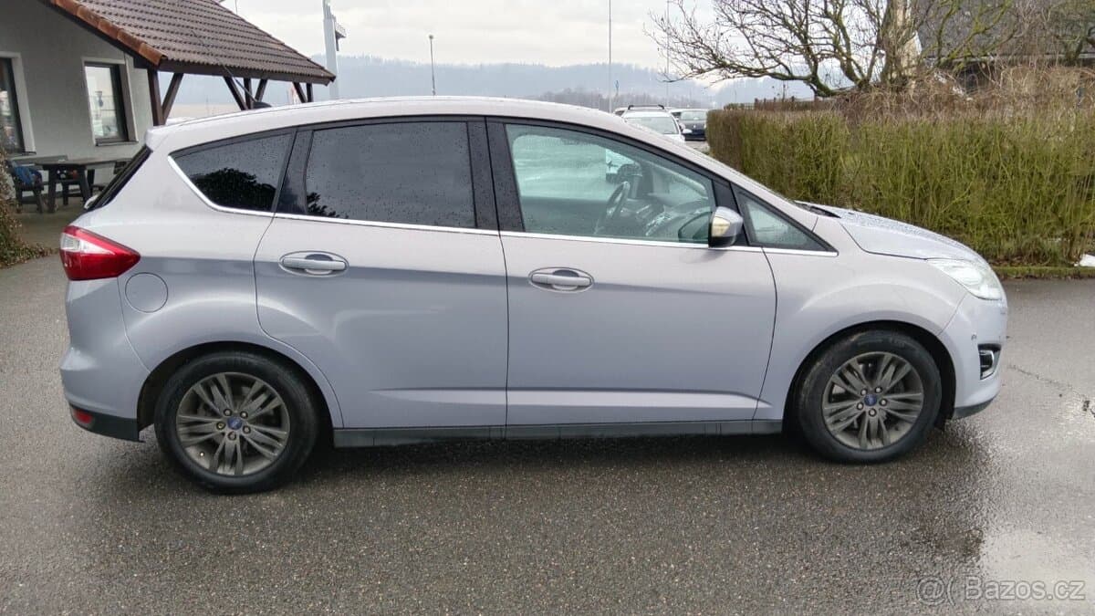 2011 Ford C-MAX - 4