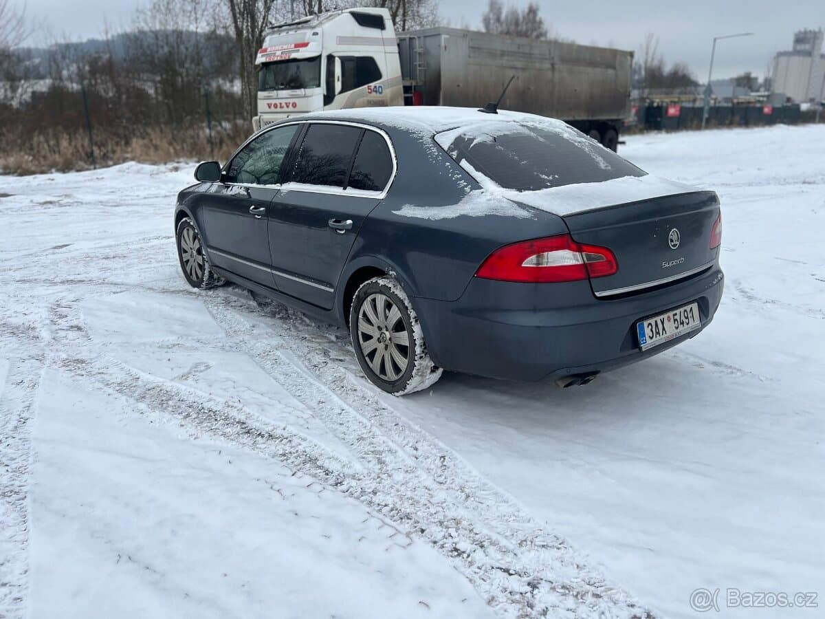 2009 Škoda SUPERB - 4