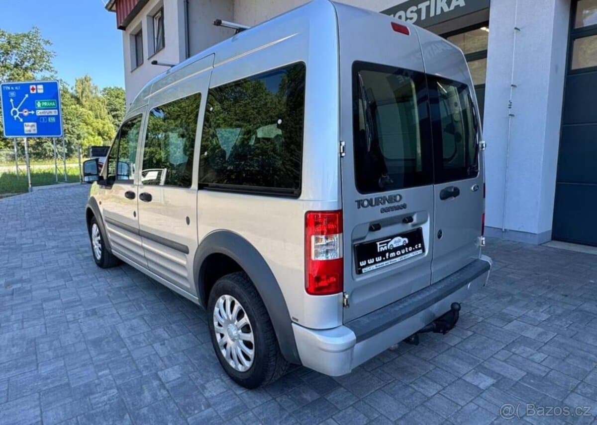 2009 Ford TOURNEO - 4