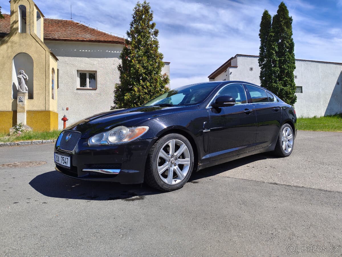 2009 Jaguar XF - 4