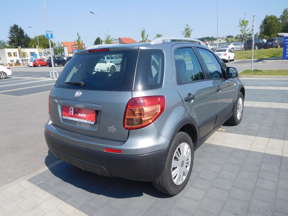 2012 Fiat SEDICI - 4