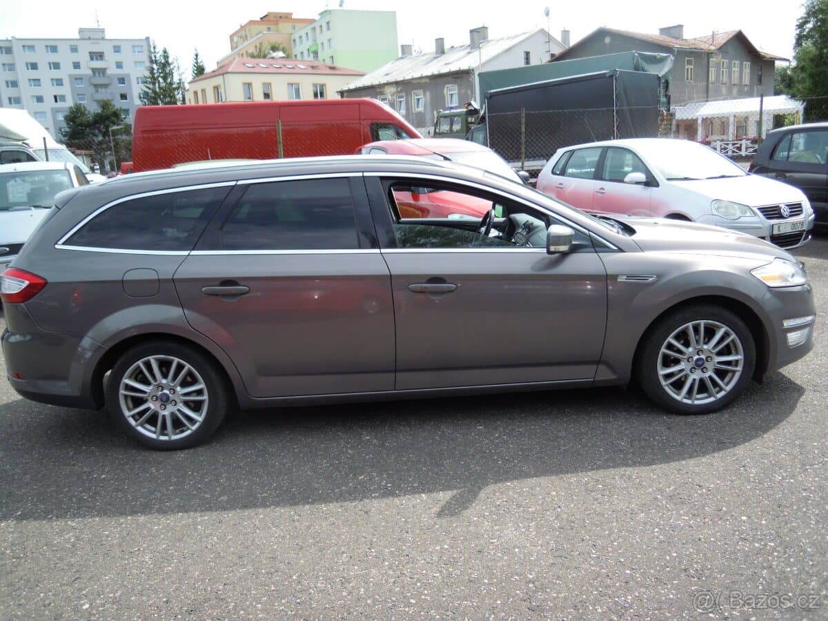 2013 Ford MONDEO - 4