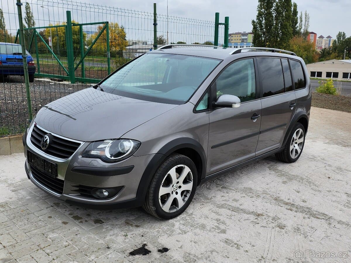 2009 Volkswagen TOURAN - 4