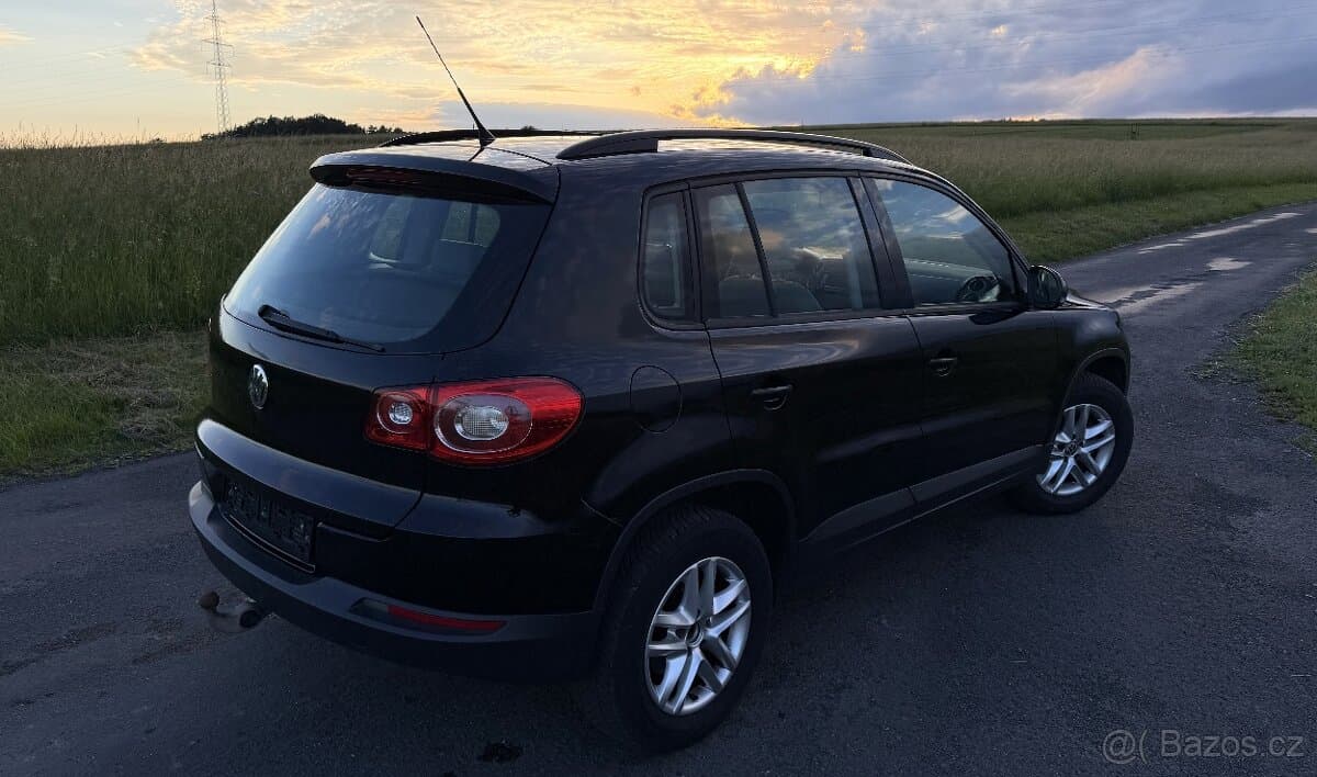 2009 Volkswagen TIGUAN - 4