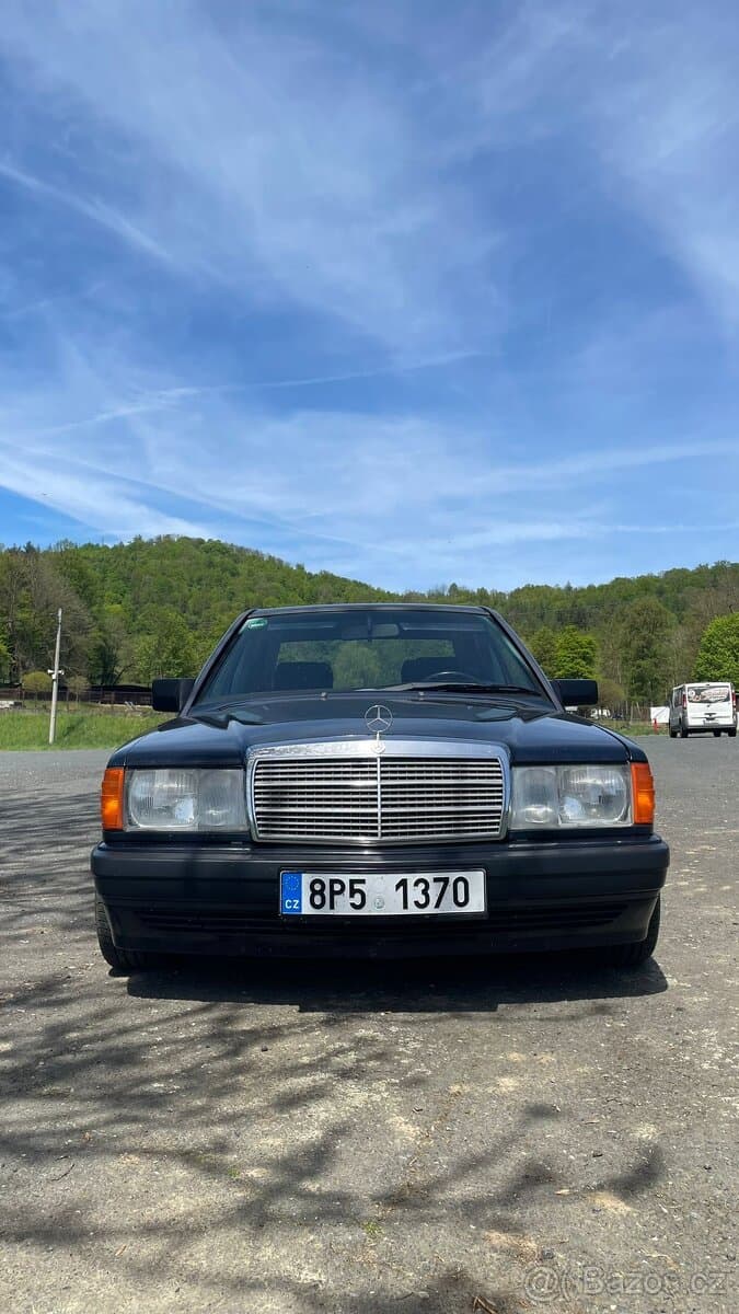 1988 Mercedes-Benz 190 - 4