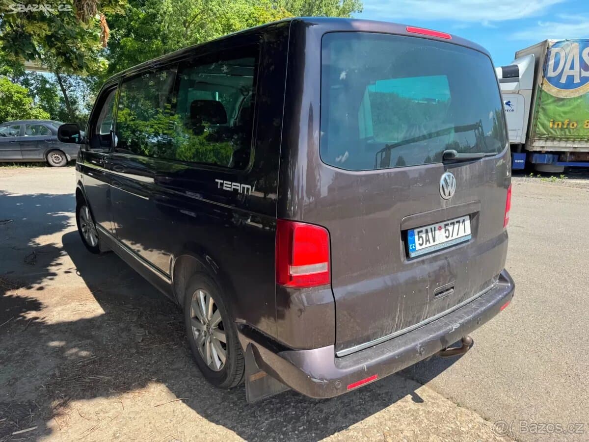 2011 Volkswagen MULTIVAN - 4