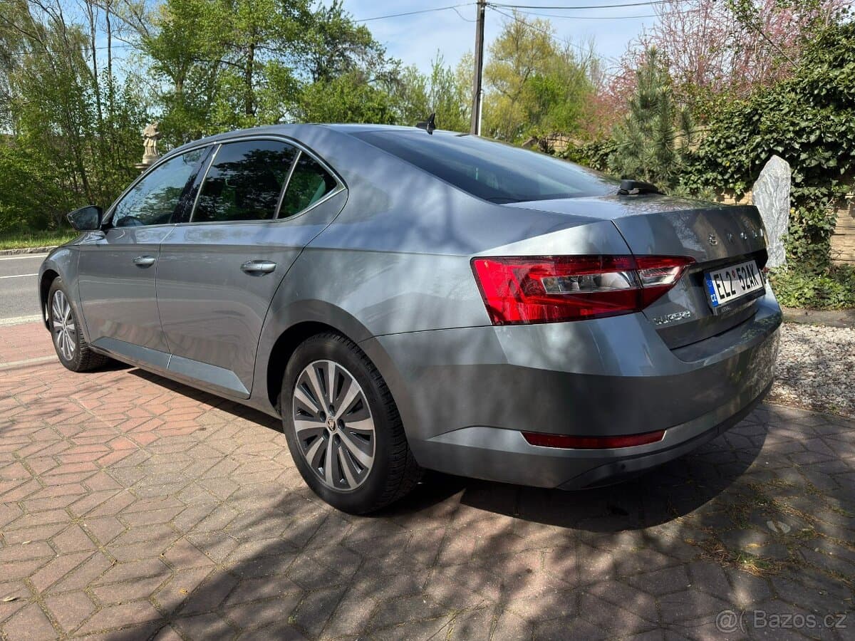 2020 Škoda SUPERB - 4