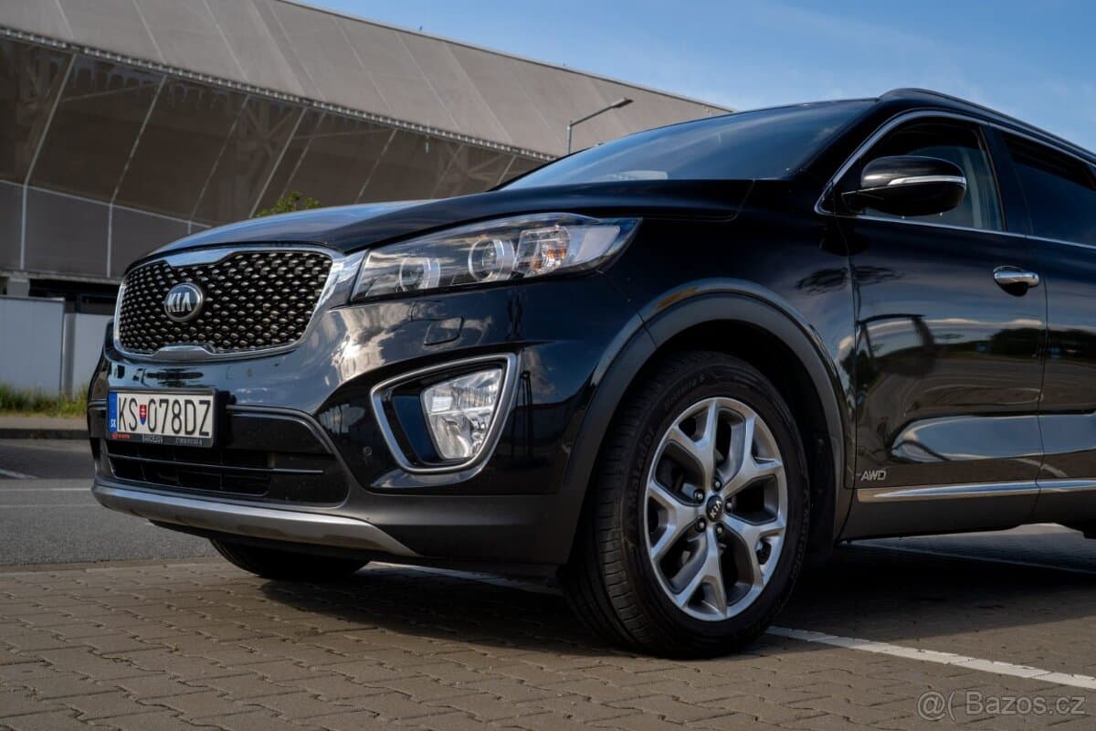 2016 Kia SORENTO - 4