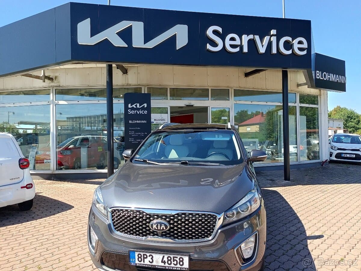 2016 Kia SORENTO - 4